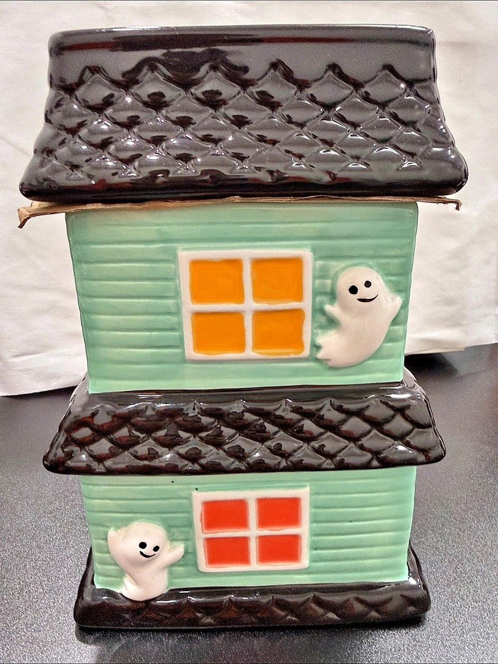 Way to Celebrate Halloween Ceramic Haunted House Treat Jar